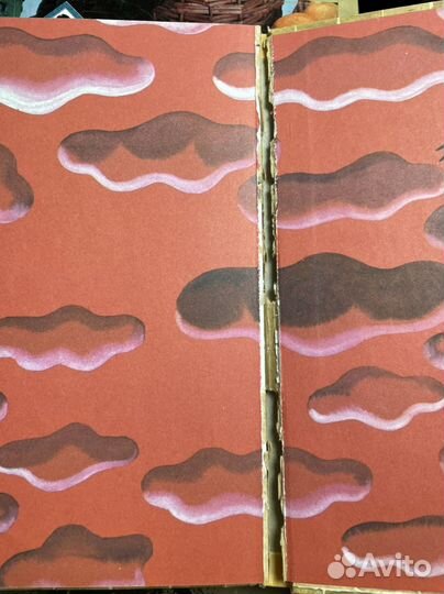 Яхнин Леонид. Площадь картонных часов