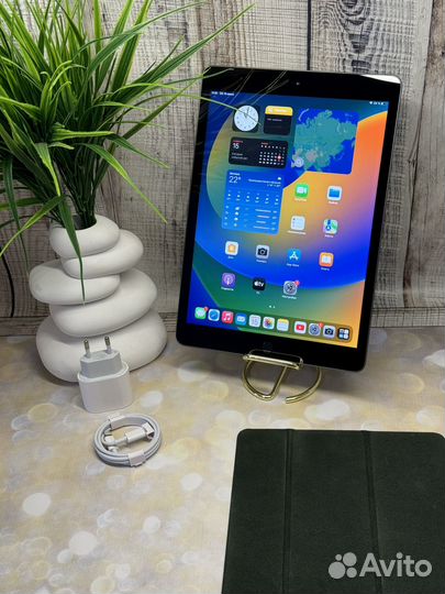 Планшет Apple iPad 8 поколения