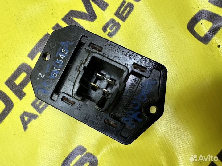 Реостат / Резистор печки Toyota Probox 1