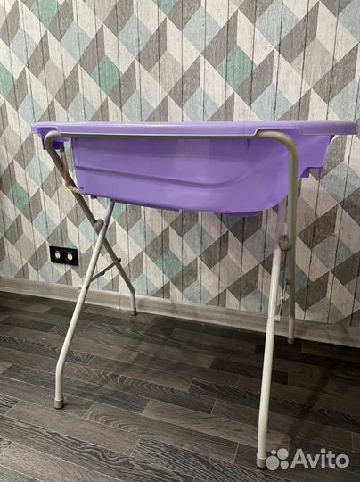 Детская ванночка с подставкой