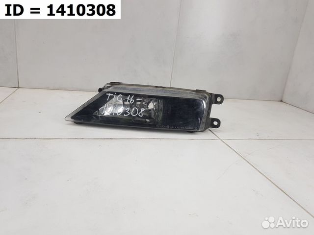 Птф передняя правая Volkswagen Tiguan