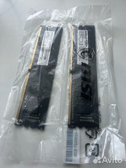 Оперативная память Radeon R7 R744G2400U1S-UO