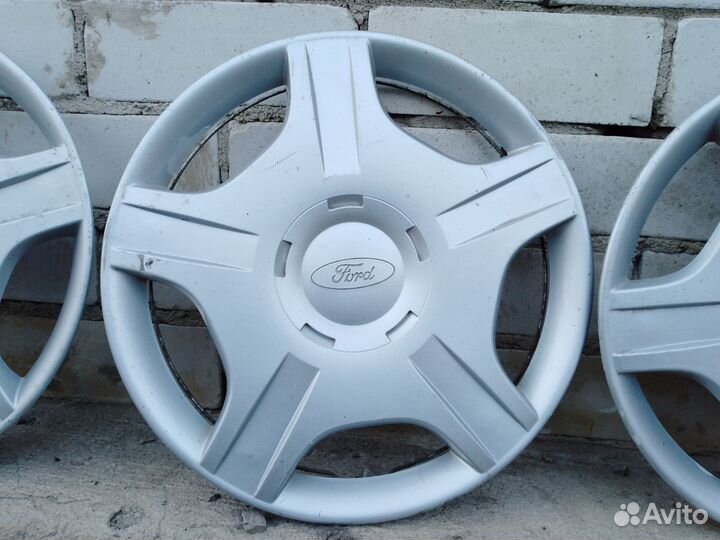 Колпаки на Форд r14