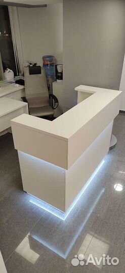 Стойка ресепшен, Барная стойка