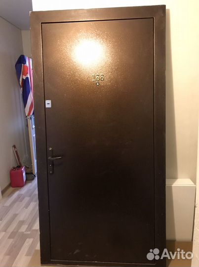 Дверь входная металлическая новая