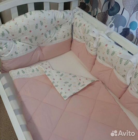 Бортики в детскую кроватку