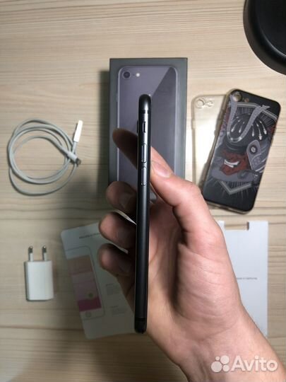 iPhone 8 идеал/64гб Space gray