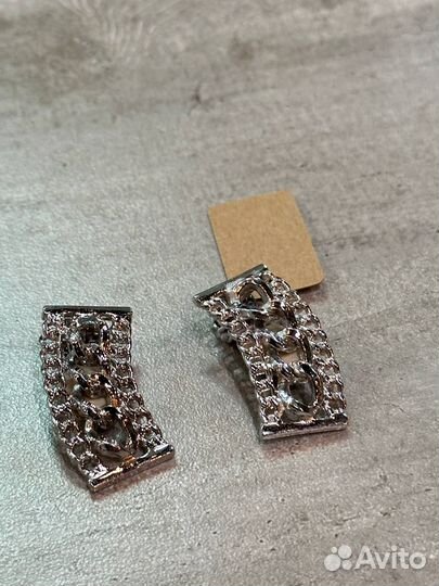 Винтажные клипсы цепи Sarah Coventry