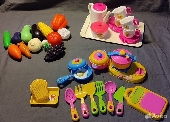 Детская посуда, овощи