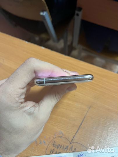 iPhone 11 Pro, 64 ГБ