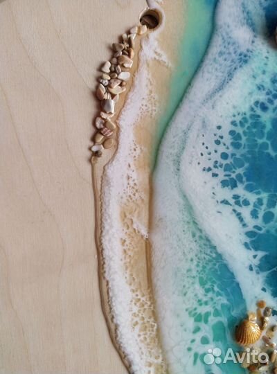 Сервировочная доска со смолой