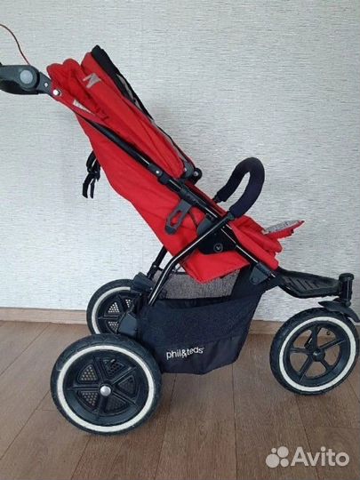 Прогулочная коляска phil&teds