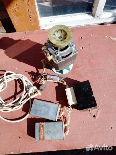 Двигатель от стиральной машины