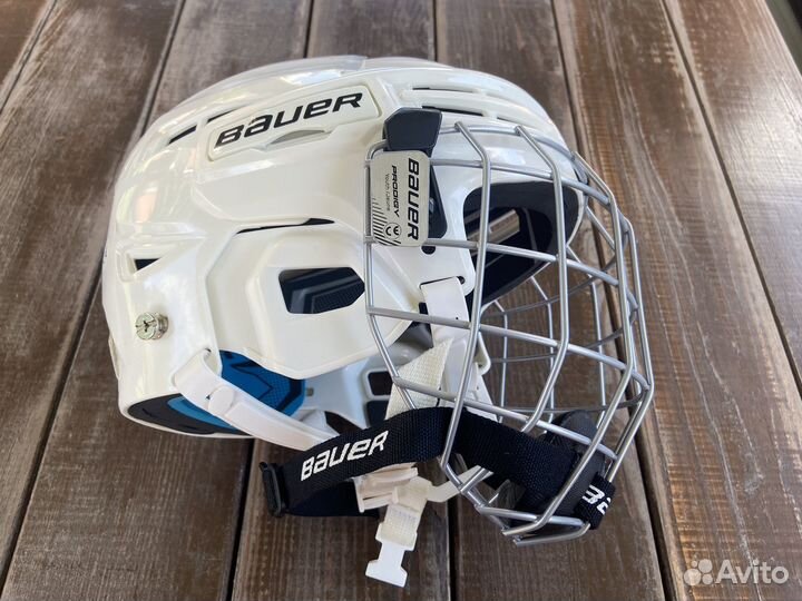 Шлем хоккейный bauer