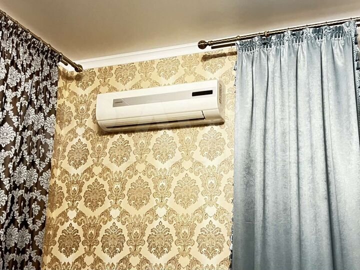 2-к. квартира, 64 м², 1/9 эт.