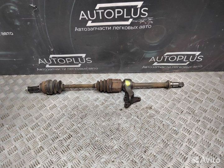 Правый привод Kia Shuma 2 седан 1.6 S6D 2003