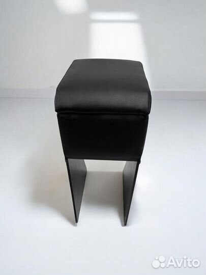 Подлокотник Ford Fusion 2002-2012