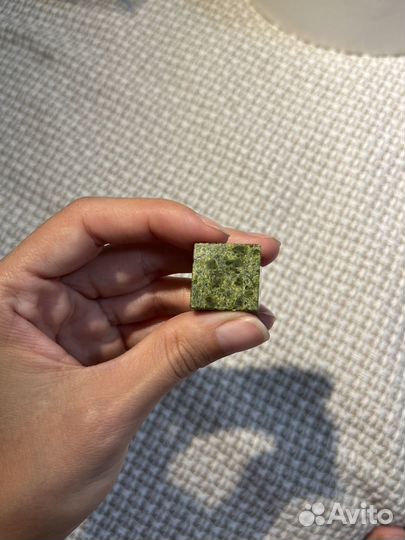 Змеевик камень