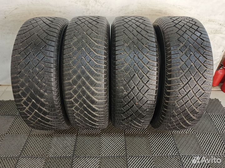 Continental ContiVikingContact 7 225/65 R17