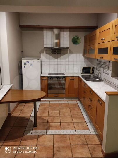 2-к. квартира, 85 м², 4/5 эт.