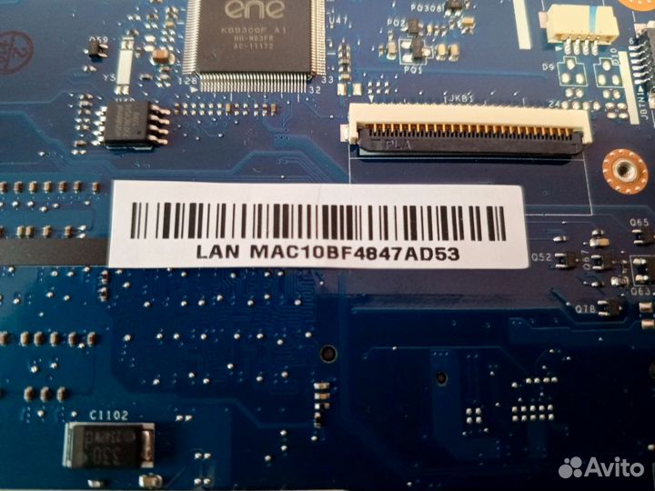 Материнская плата с процессором и памятью