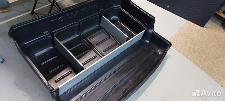 Органайзер в багажник на Touareg