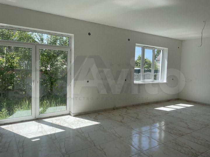 Таунхаус 182 м² на участке 3,4 сот.