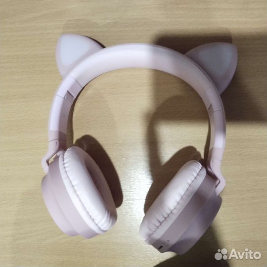 Беспроводные наушники с ушками