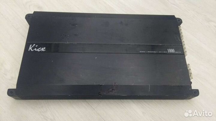 Автомобильный усилитель