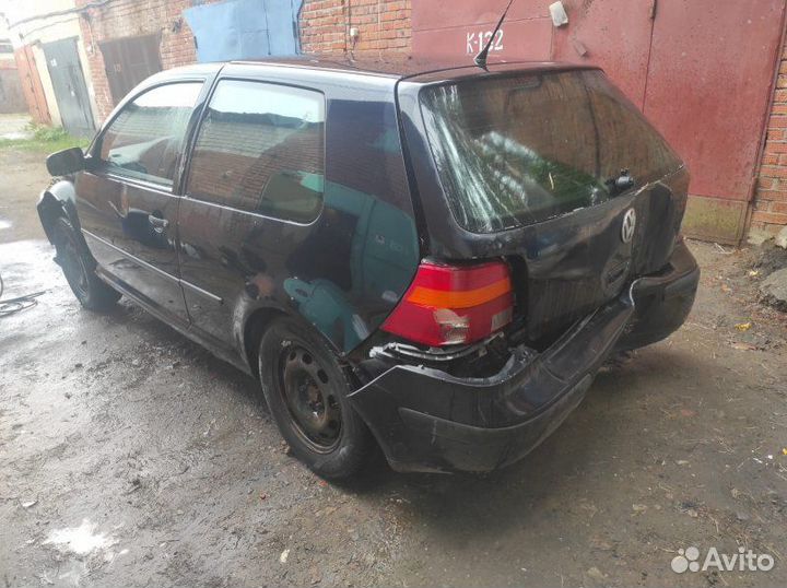 Разбор на запчасти Volkswagen Golf 4 купе AXP 1999