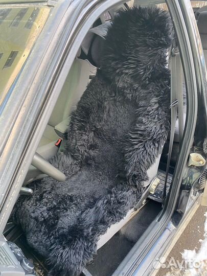 Накидка на сиденье из натурального меха senator