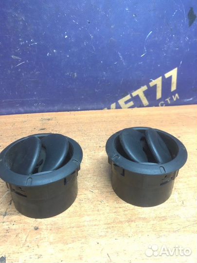 Дефлектор торпеды Renault Logan 1 седан 1.6 2008