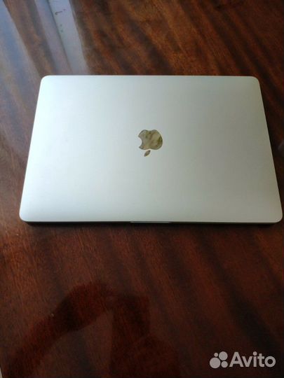 Apple MacBook Pro