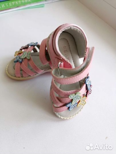 Босоножки для девочки