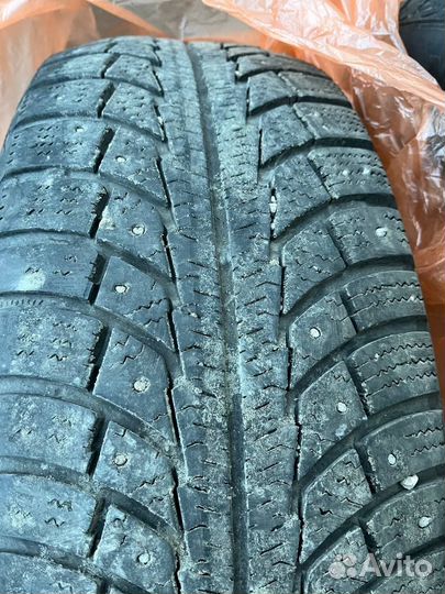 Matador MP 30 Sibir Ice 2 SUV 215/65 R16 T