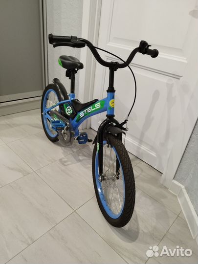 Велосипед 4х колесный Stels 18 дюймов