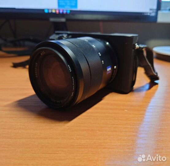 Объектив sony zeiss 16-70mm f4.0