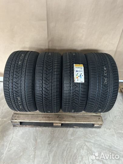 Pirelli Scorpion Winter 275/40 R22 и 315/35 R22 108V