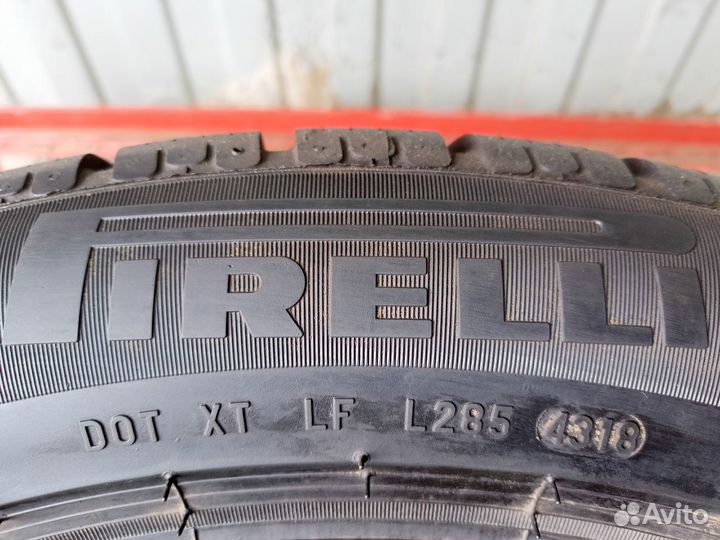 Pirelli Winter Sottozero 210 235/50 R19