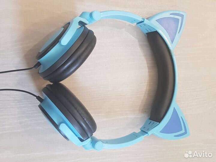 Наушники с кошачьими ушками для ребенка