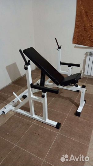 Стойки для жима со страховкой и скамьёй для жима