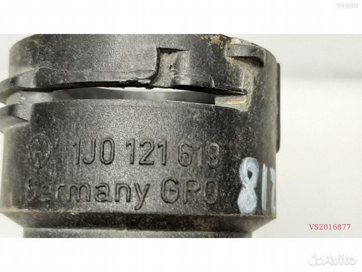 Фланец системы охлаждения volkswagen passat B6