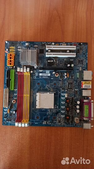 Материнская плата