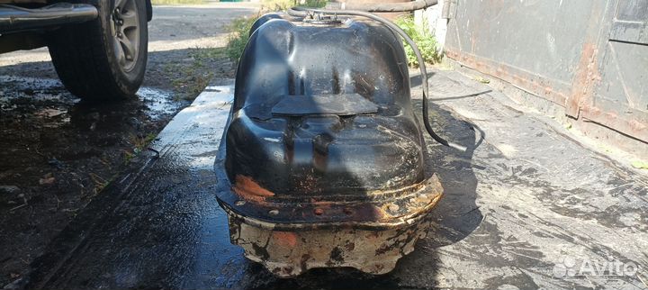 Топливный бак Mitsubishi pajero sport 1