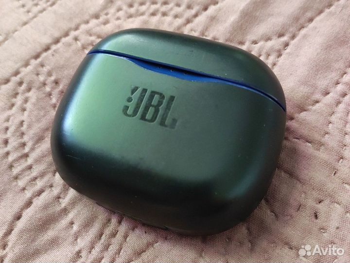 Беспроводные наушники jbl