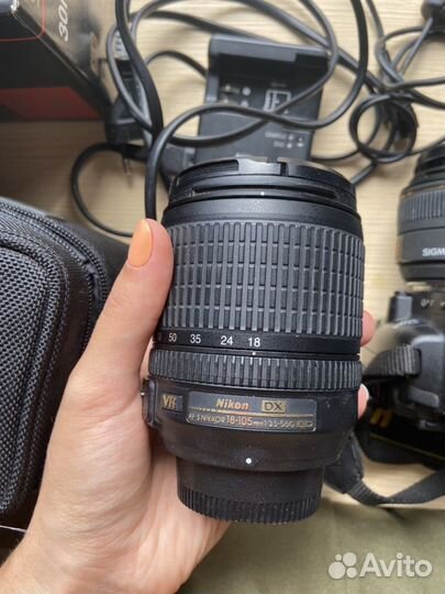 Nikon D5000 зеркальная камера + объектив 18-105