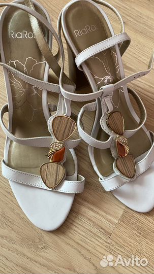 Босоножки белые натуральная кожа