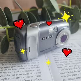 Цифровой фотоаппарат Samsung Y2K мыльница