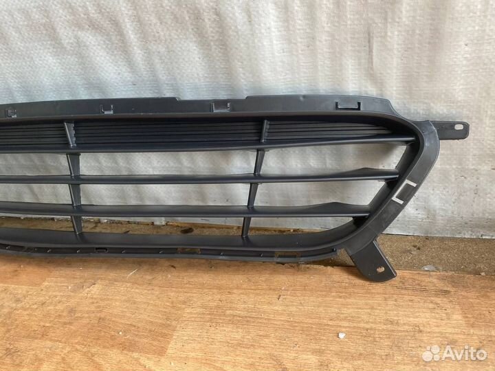 Решетка бампера нижняя Hyundai Solaris 1 2011-2017