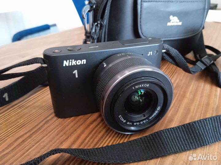 Фотоаппарат Nicon j1